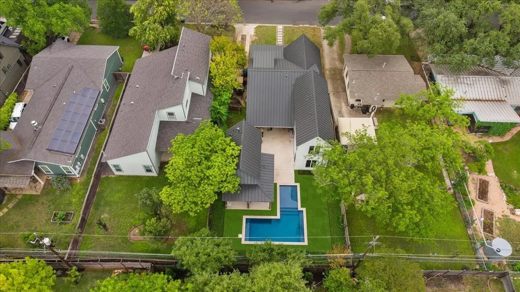 7512 Hardy Drive Austin TX 78757