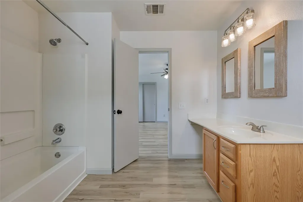 6609 Quinton Drive Austin TX 78747