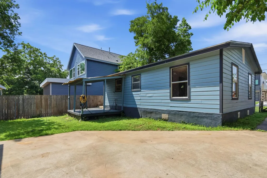 312 Blackson Avenue Austin TX 78752