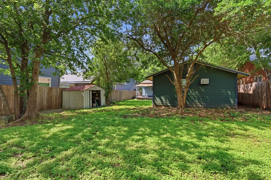 312 Blackson Avenue Austin TX 78752