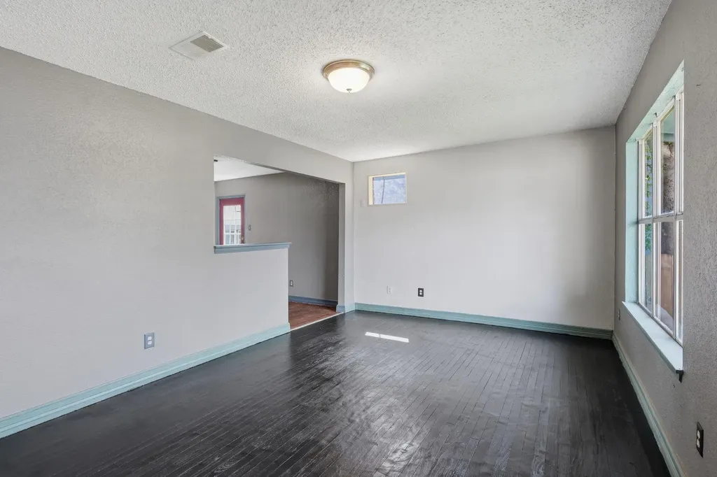 312 Blackson Avenue Austin TX 78752