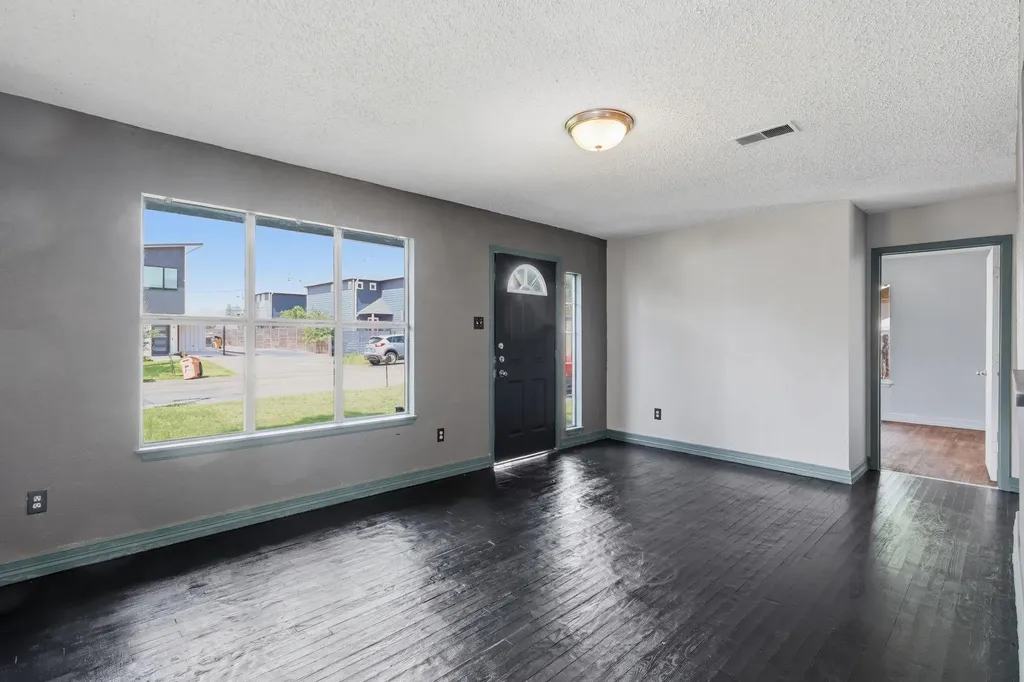 312 Blackson Avenue Austin TX 78752