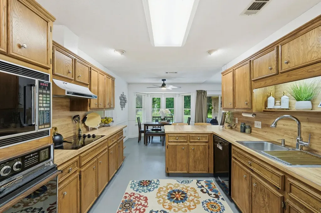1505 West Creek Loop Round Rock TX 78681
