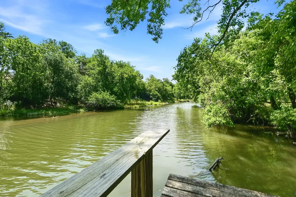 1505 West Creek Loop Round Rock TX 78681
