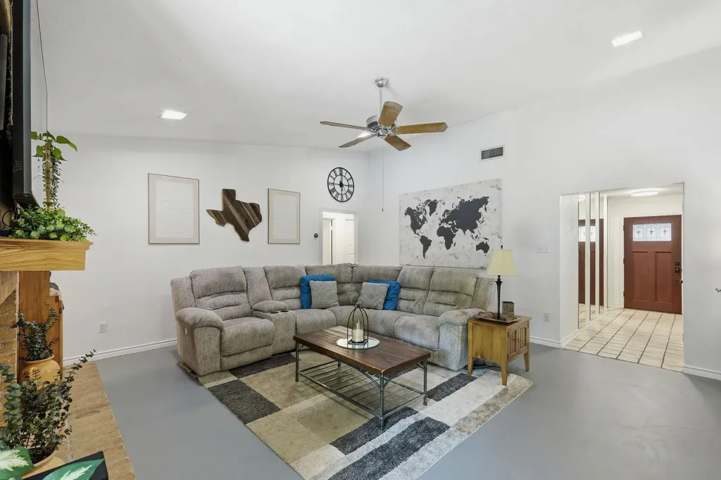 1505 West Creek Loop Round Rock TX 78681