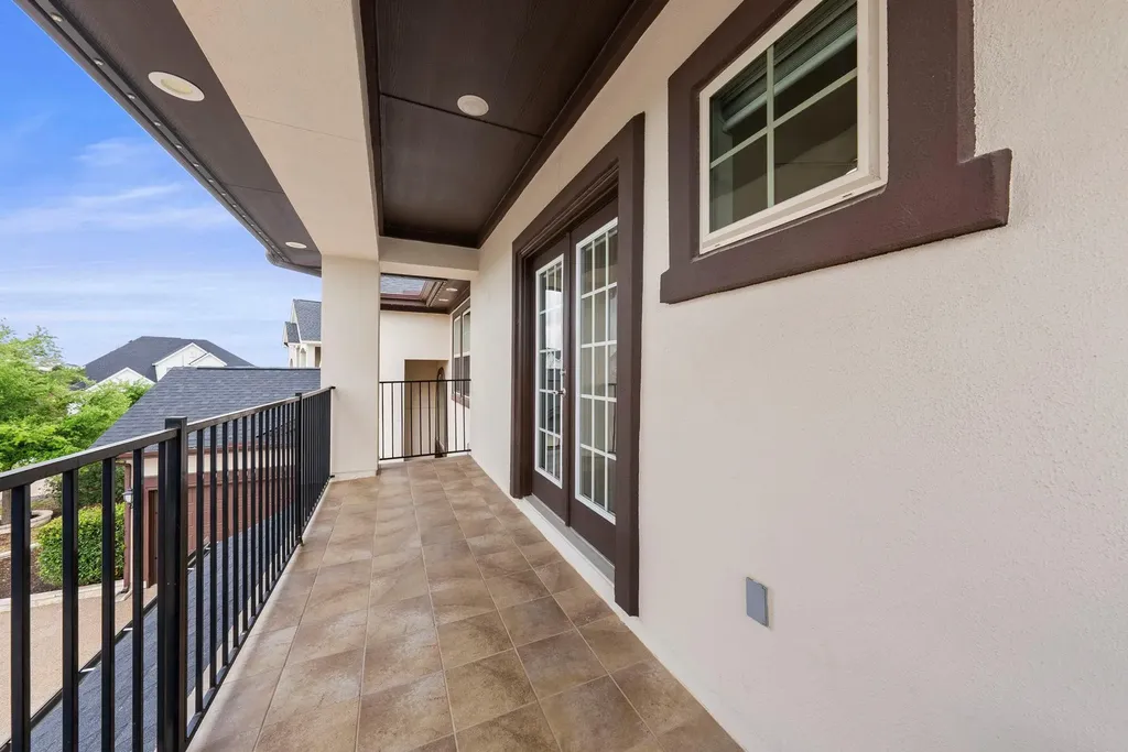 2504 Long Lasso Pass Leander TX 78641