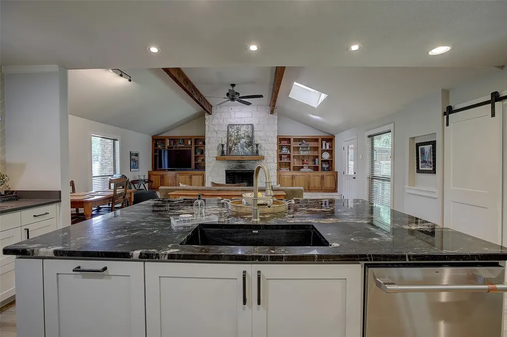 205 E Esparada Drive Georgetown TX 78628