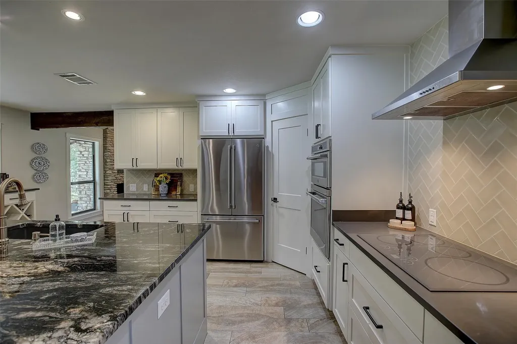 205 E Esparada Drive Georgetown TX 78628