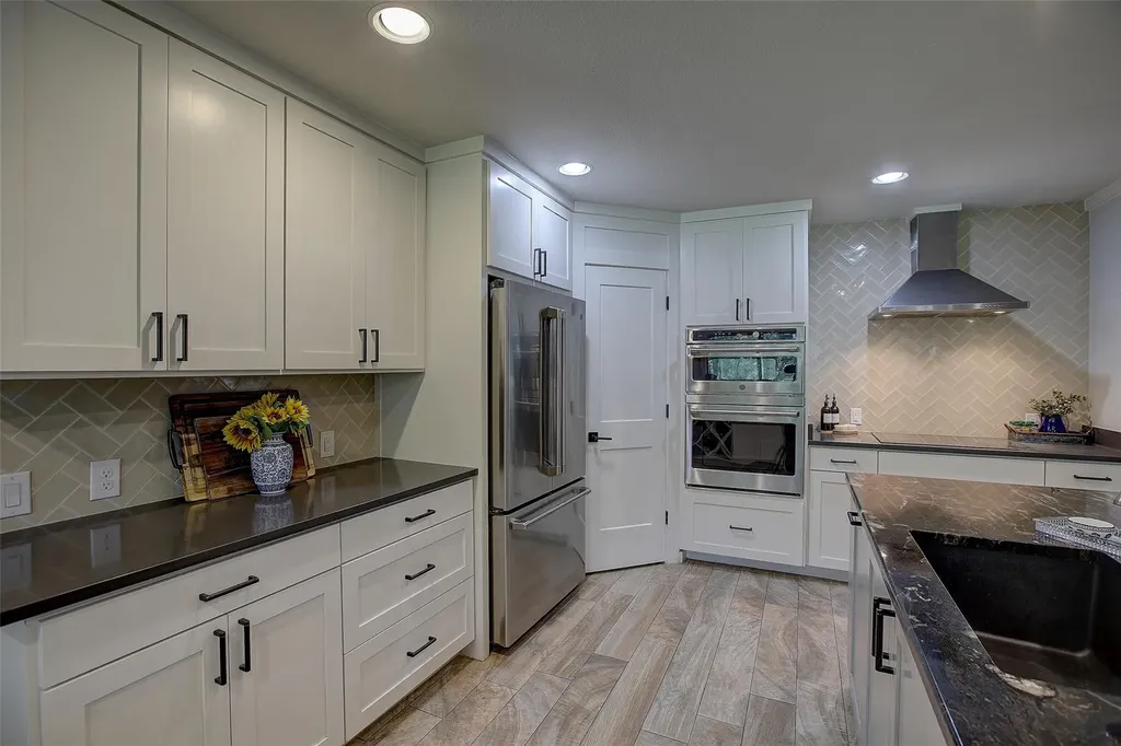 205 E Esparada Drive Georgetown TX 78628