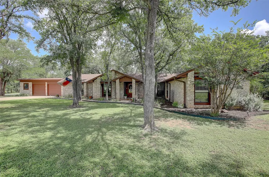 205 E Esparada Drive Georgetown TX 78628