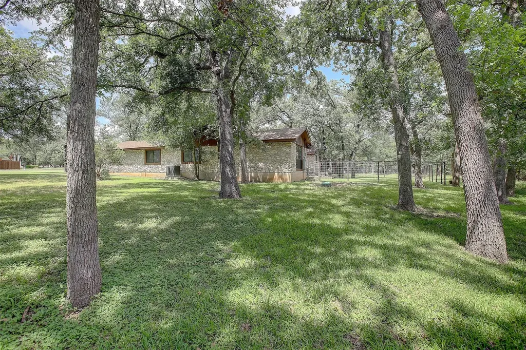 205 E Esparada Drive Georgetown TX 78628