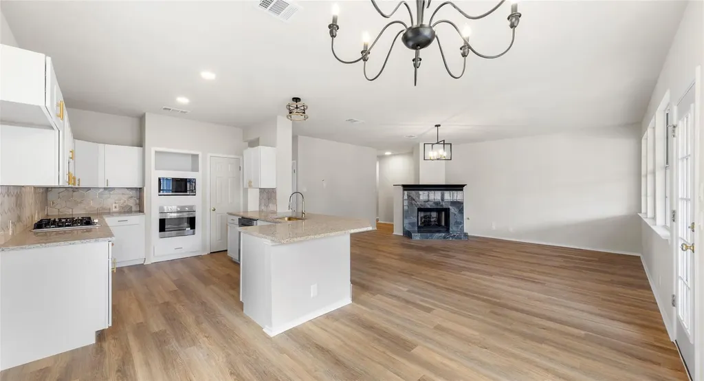 412 Tamara Drive Georgetown TX 78628