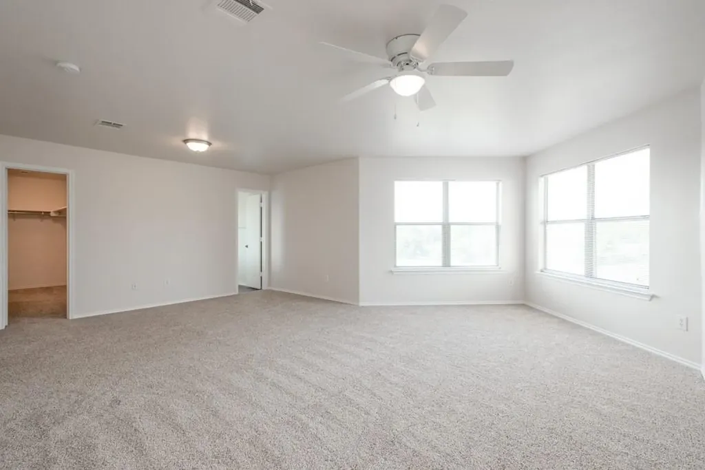 4618 Lyra Circle Austin TX 78744