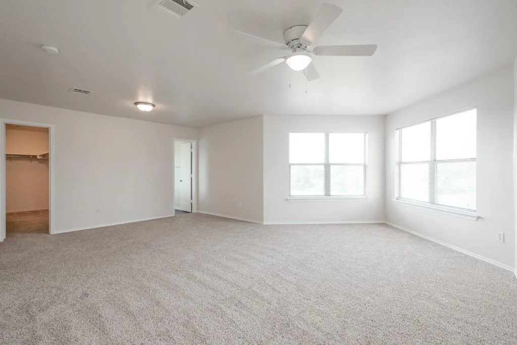4618 Lyra Circle Austin TX 78744
