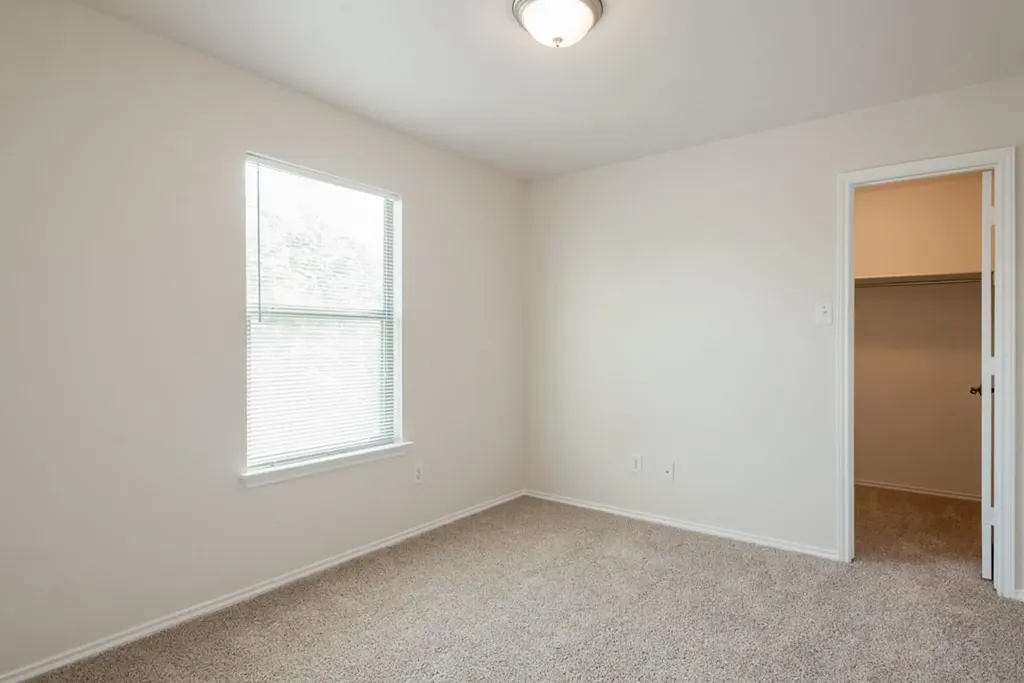 4618 Lyra Circle Austin TX 78744