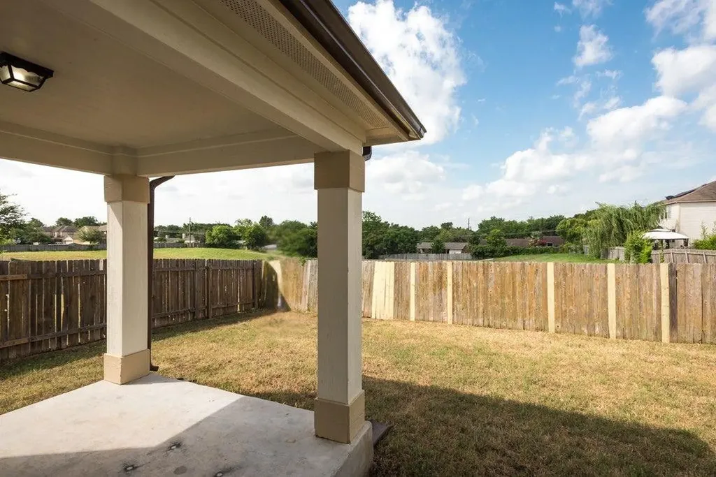 4618 Lyra Circle Austin TX 78744