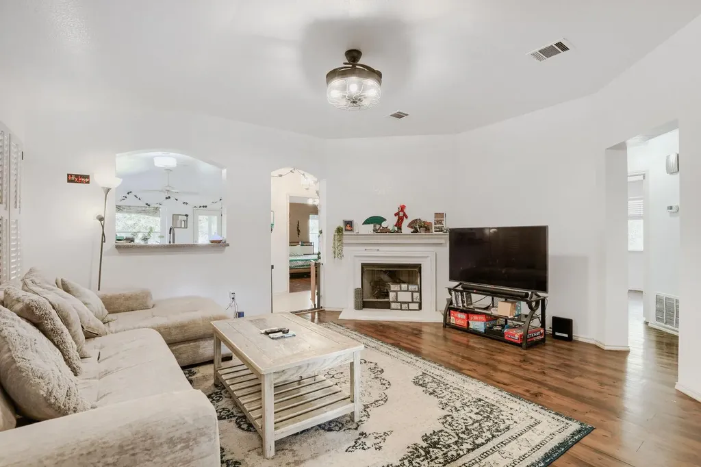15331 Sweet Caddies Drive Pflugerville TX 78660