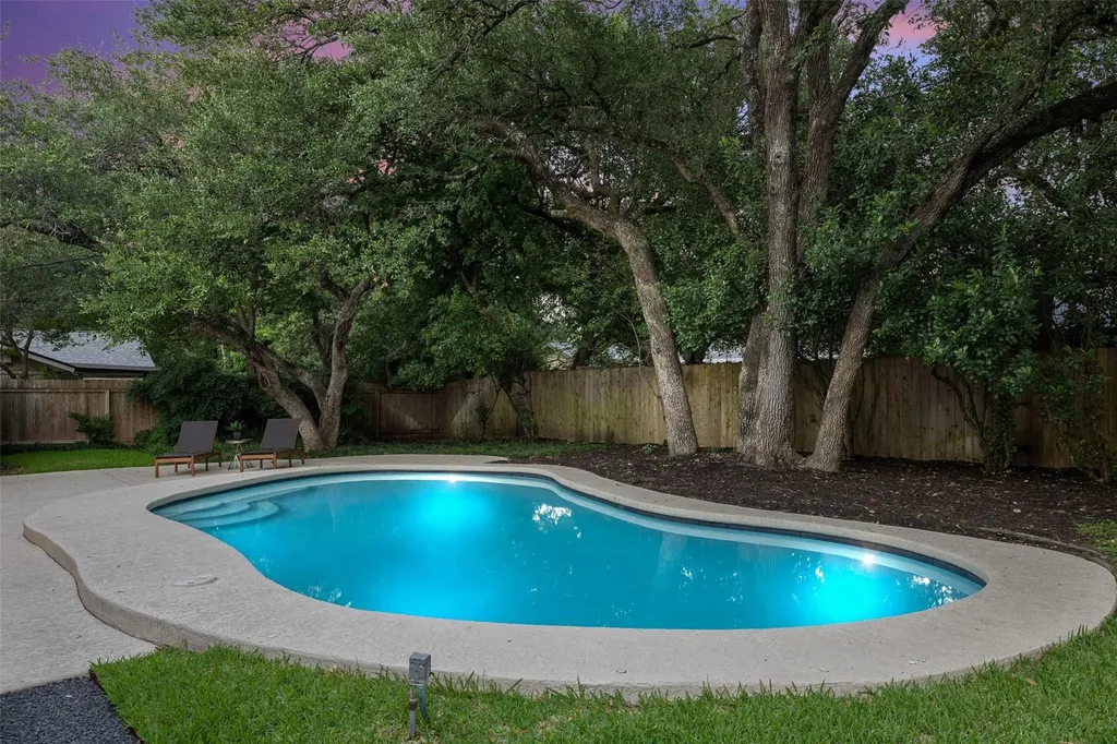 8805 Point West Drive Austin TX 78759