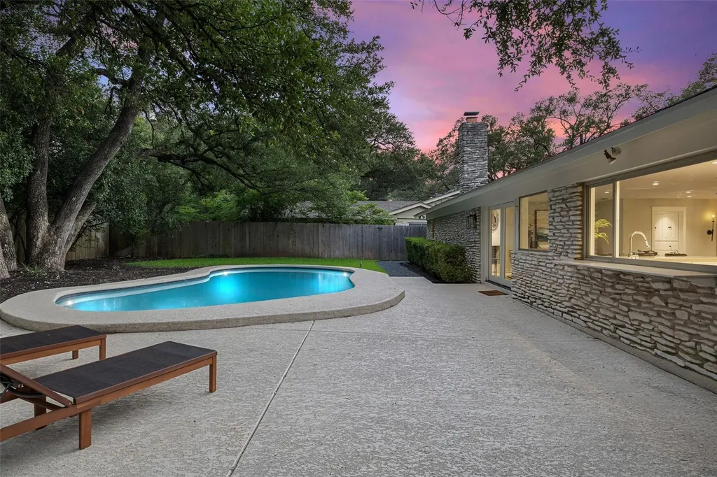8805 Point West Drive Austin TX 78759