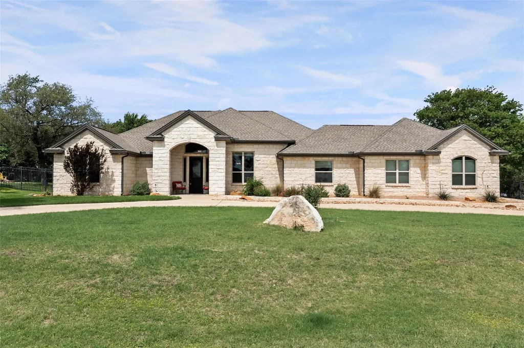 4950 Lago Vista Drive Belton TX 76513