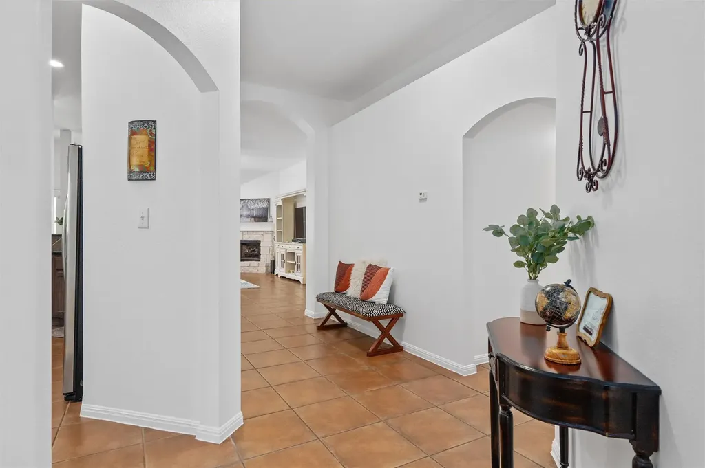 9437 Caves Valley Drive Austin TX 78717