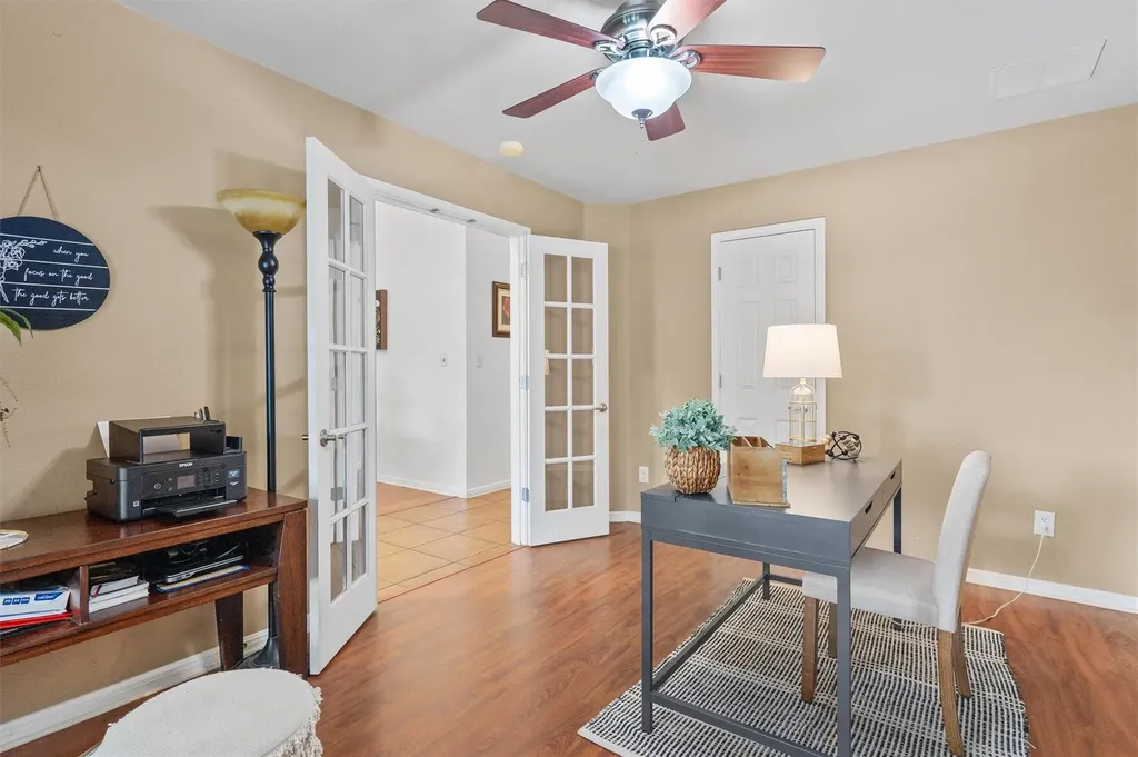 9437 Caves Valley Drive Austin TX 78717