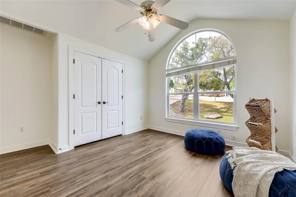 21825 Surrey Lane Lago Vista TX 78645