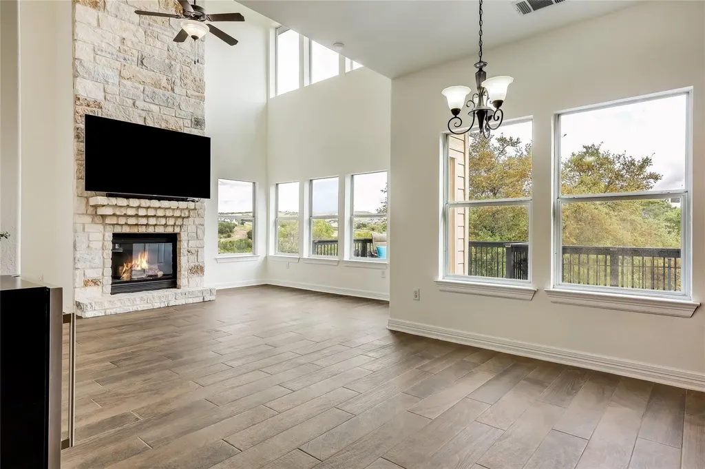 21825 Surrey Lane Lago Vista TX 78645