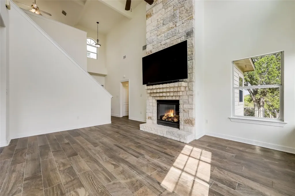 21825 Surrey Lane Lago Vista TX 78645