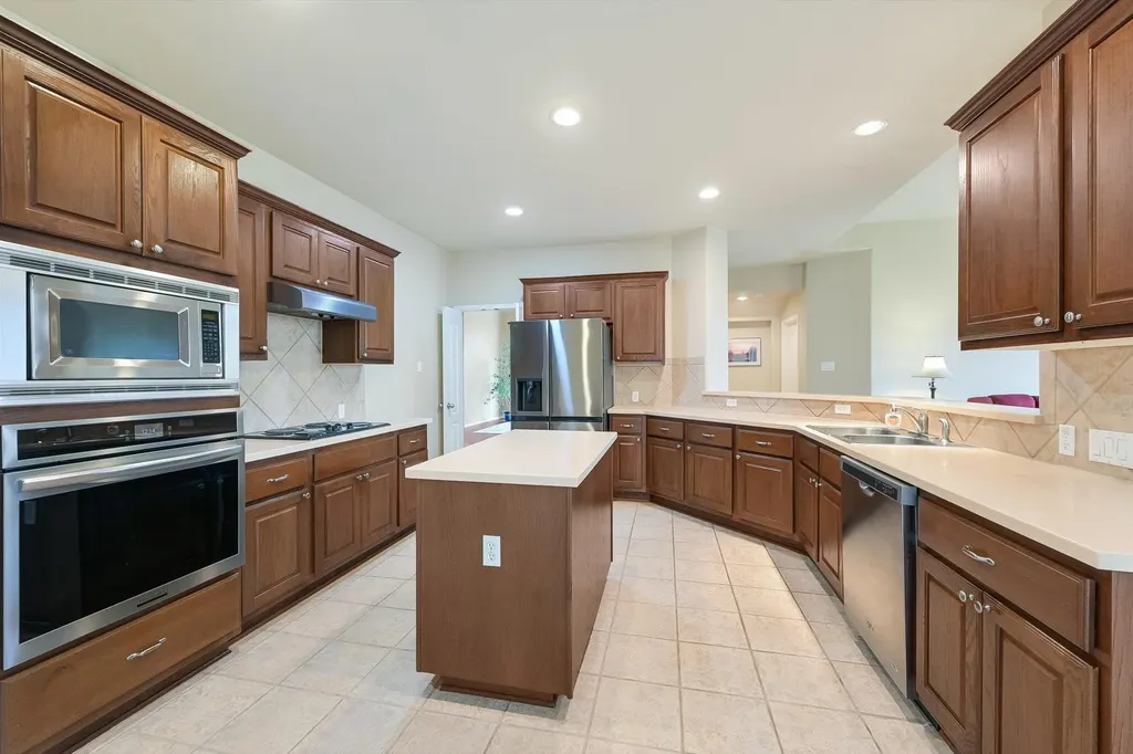 221 Abbey Drive Austin TX 78737