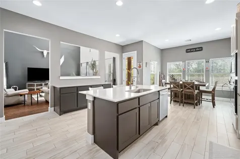 216 Ancient Oak Way San Marcos TX 78666