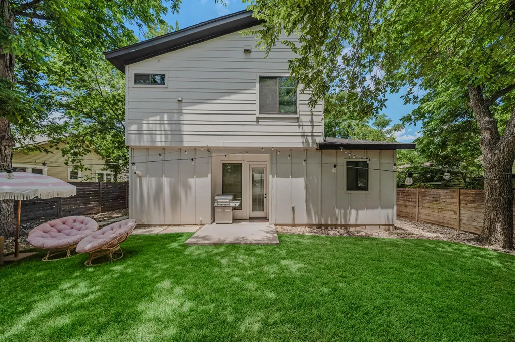 939 E 52nd Street Austin TX 78751