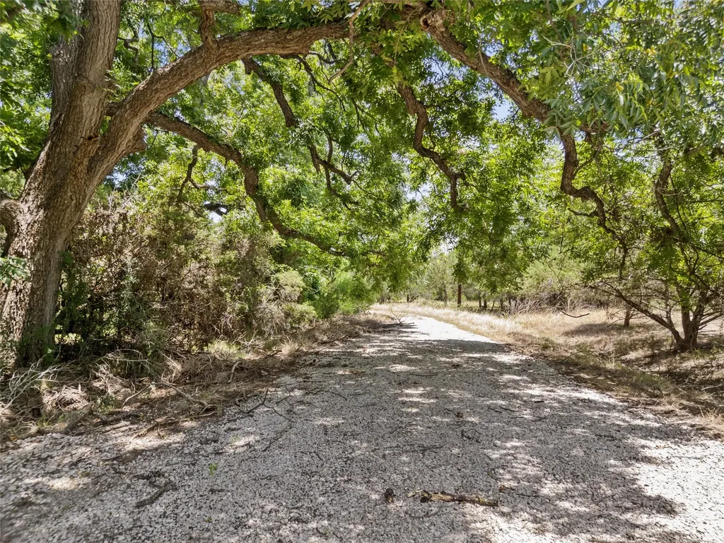 Lot# K10215 Bowie Knife Horseshoe Bay TX 78657