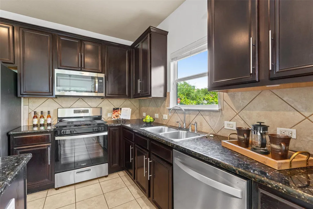 13513 Oystercatcher Drive Austin TX 78729