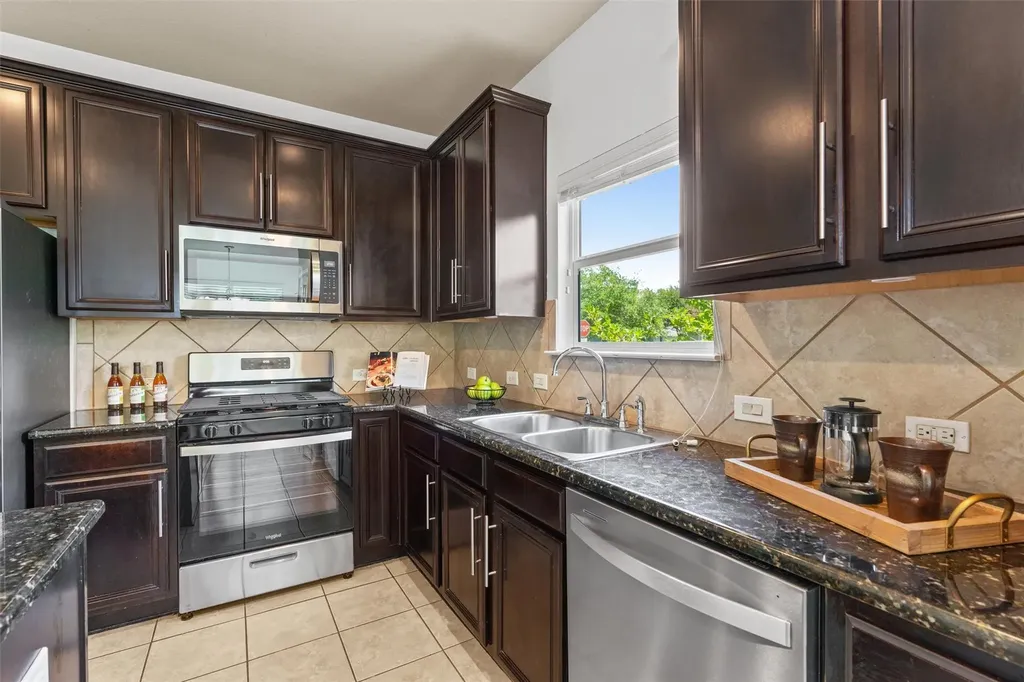13513 Oystercatcher Drive Austin TX 78729