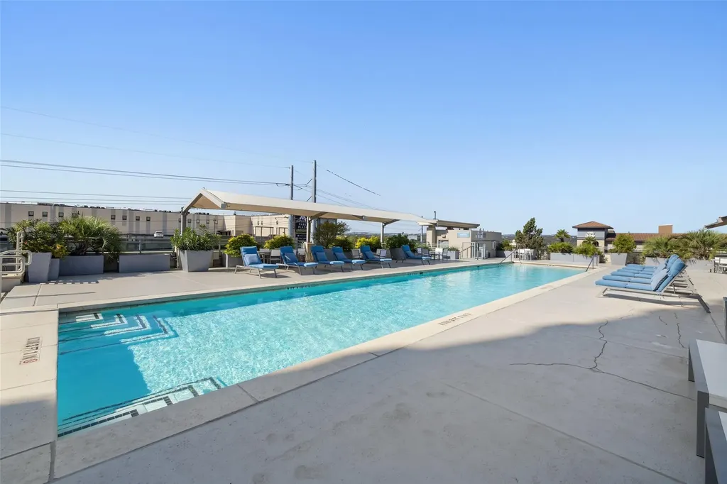 300 Bowie Street Austin TX 78703