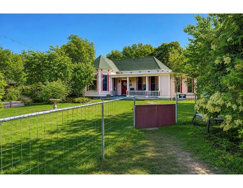 905 S Walnut Street Georgetown TX 78626