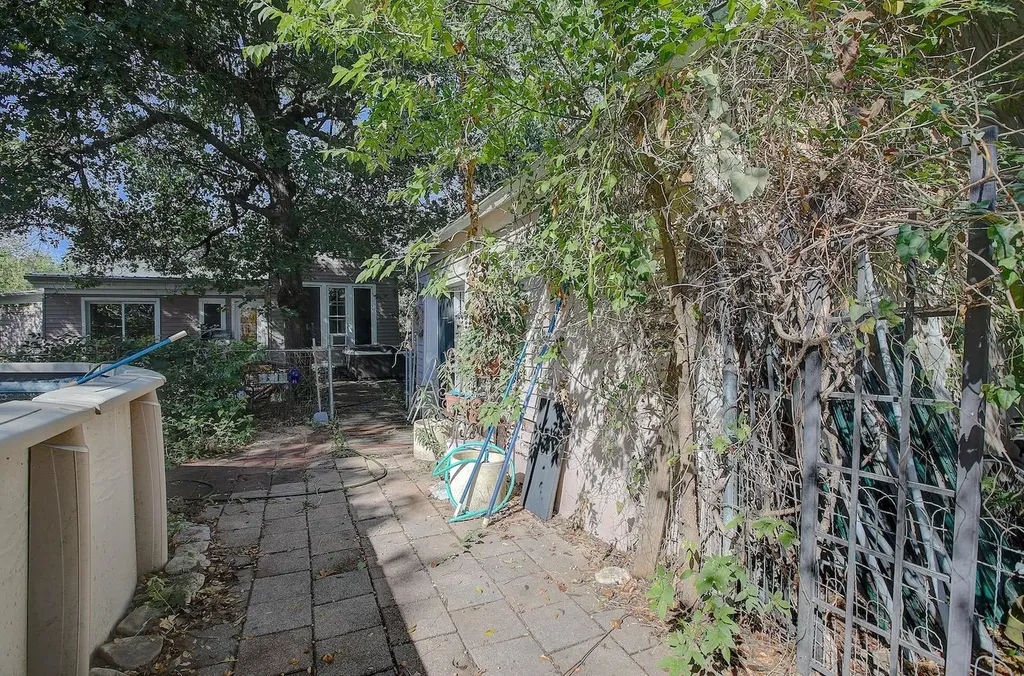 905 S Walnut Street Georgetown TX 78626