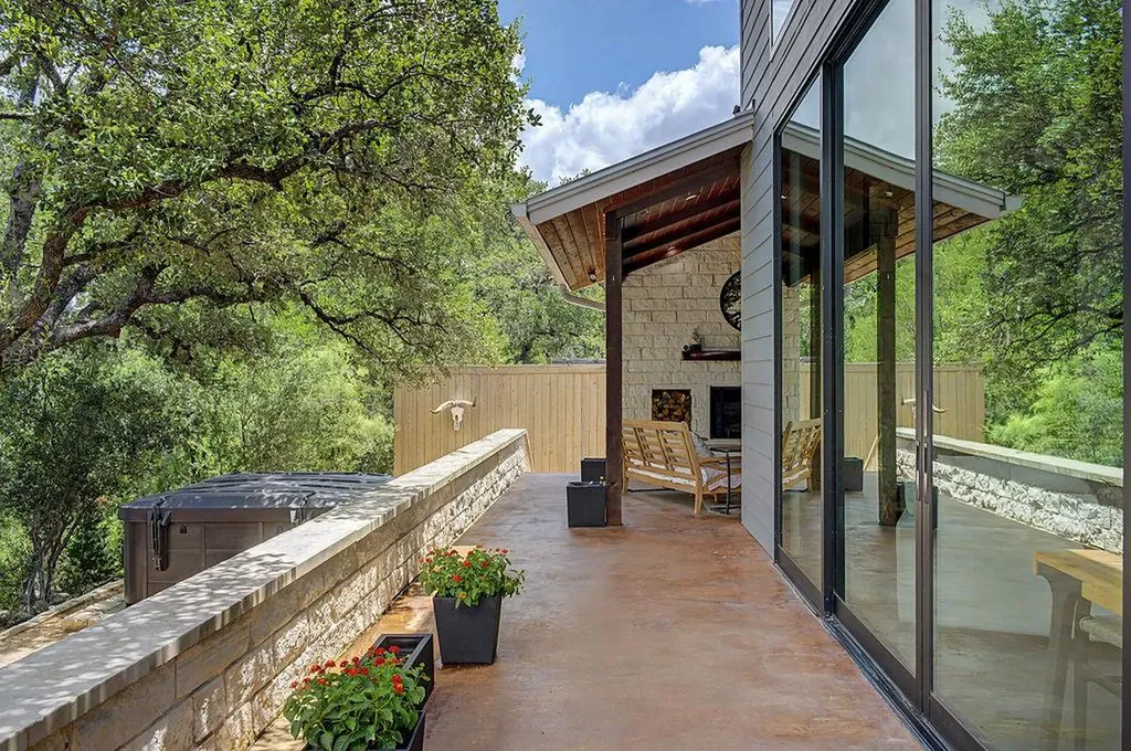 172 Bluff Trail Dripping Springs TX 78620