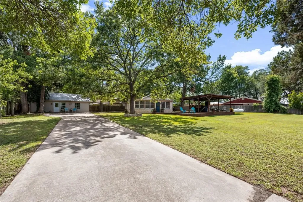 16301 E Lakeshore Drive Austin TX 78734