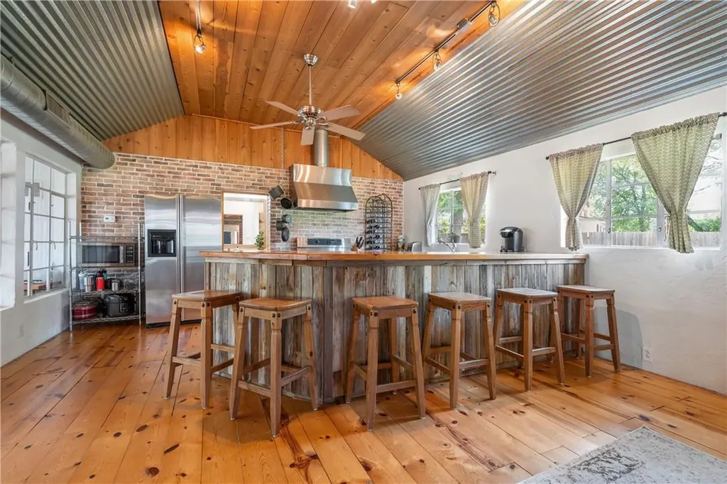 16301 E Lakeshore Drive Austin TX 78734