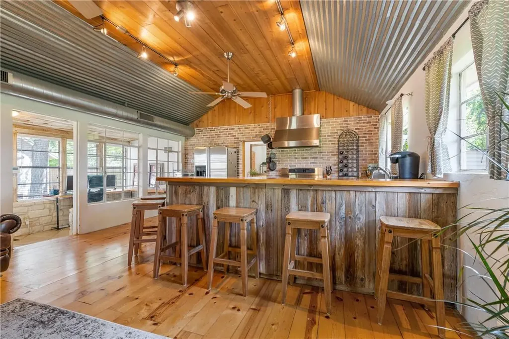 16301 E Lakeshore Drive Austin TX 78734