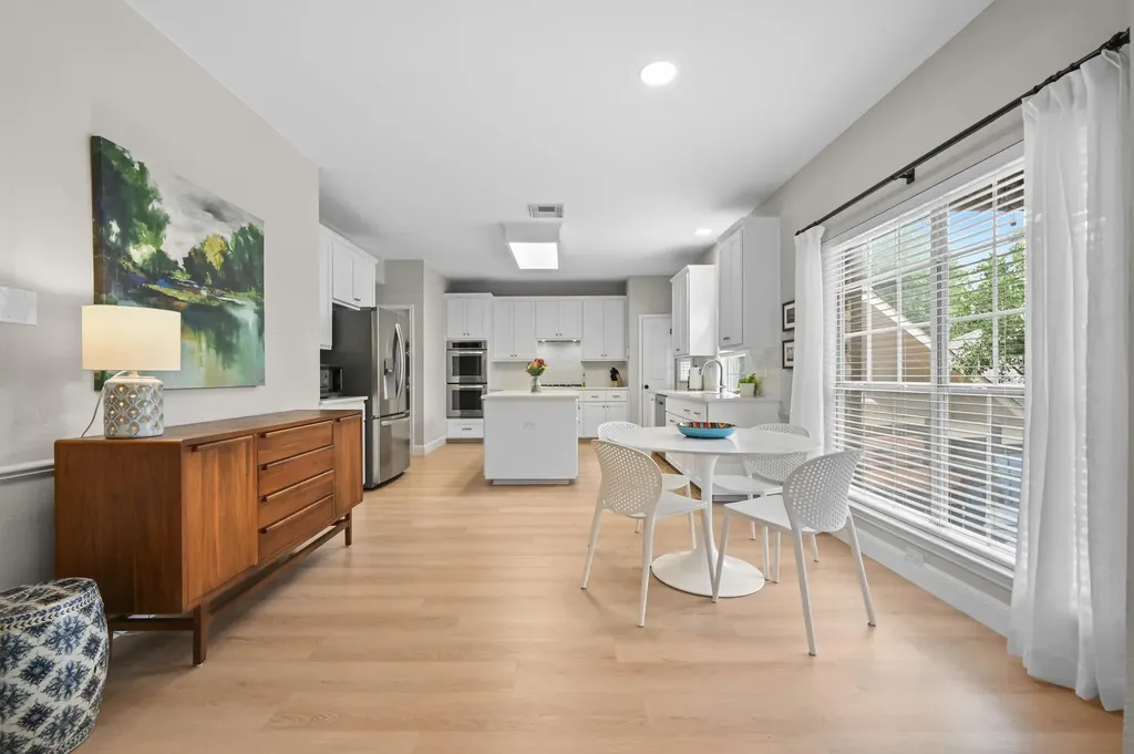 6006 Sierra Arbor Court Austin TX 78759