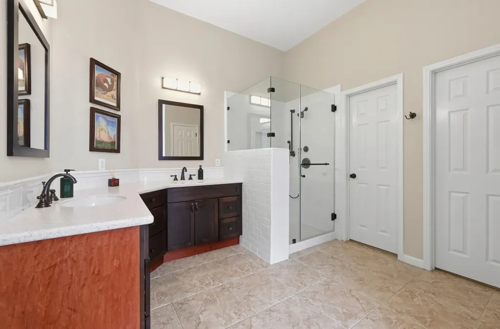 6006 Sierra Arbor Court Austin TX 78759