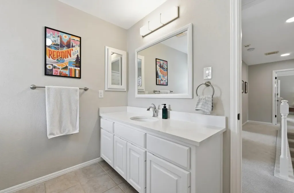 6006 Sierra Arbor Court Austin TX 78759