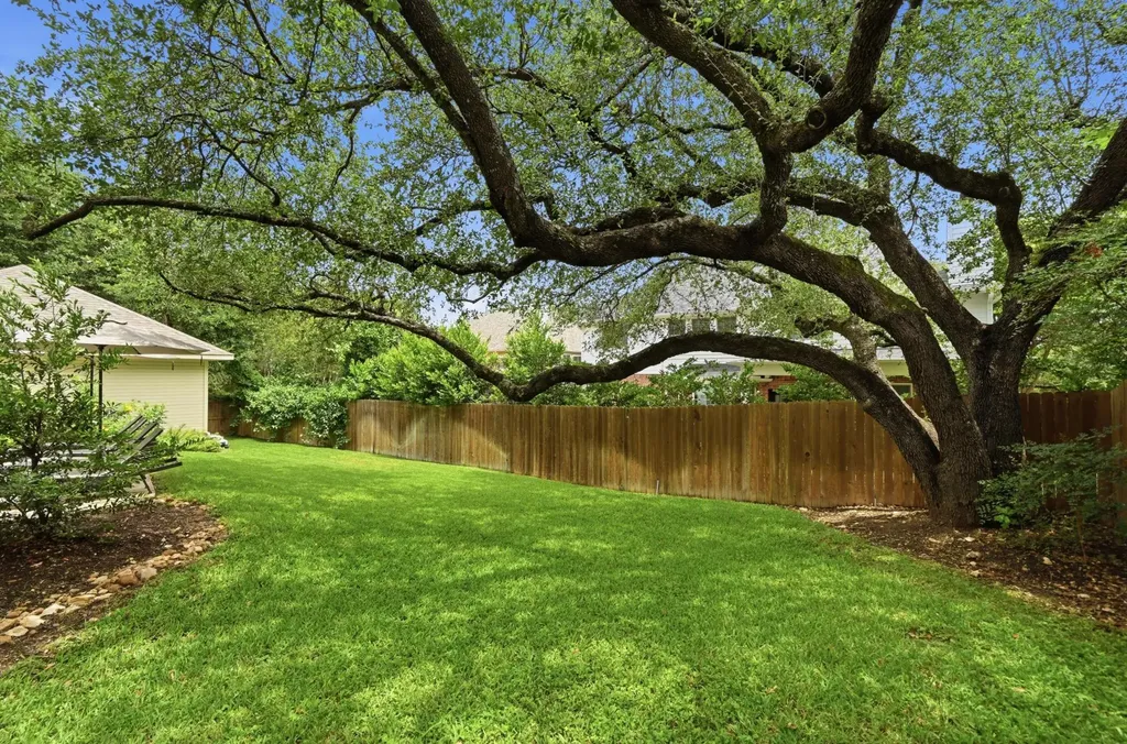 6006 Sierra Arbor Court Austin TX 78759