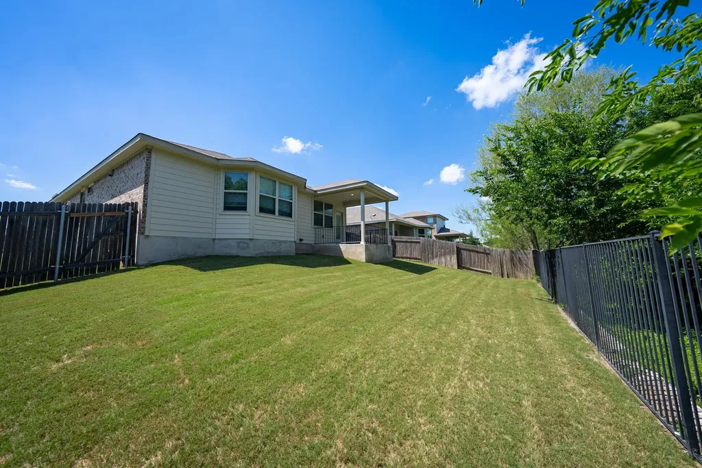 2508 Hat Bender Loop Round Rock TX 78664