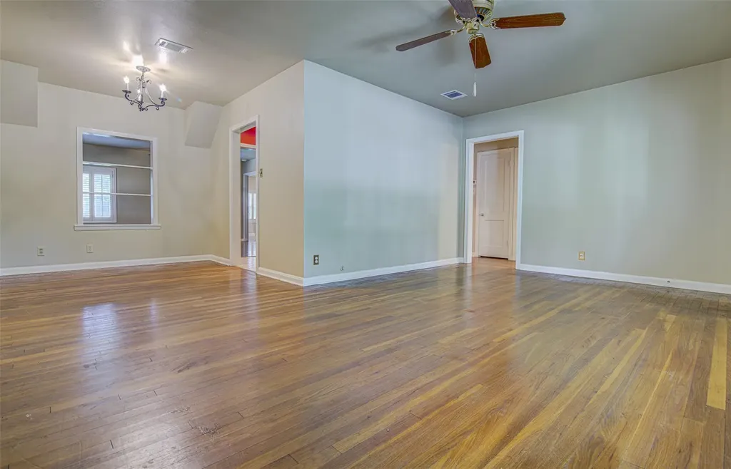 1504 Brentwood Street Austin TX 78757
