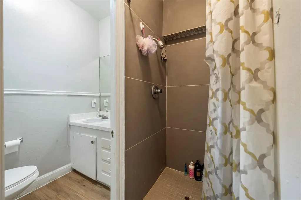 201 W 31st Street Austin TX 78705