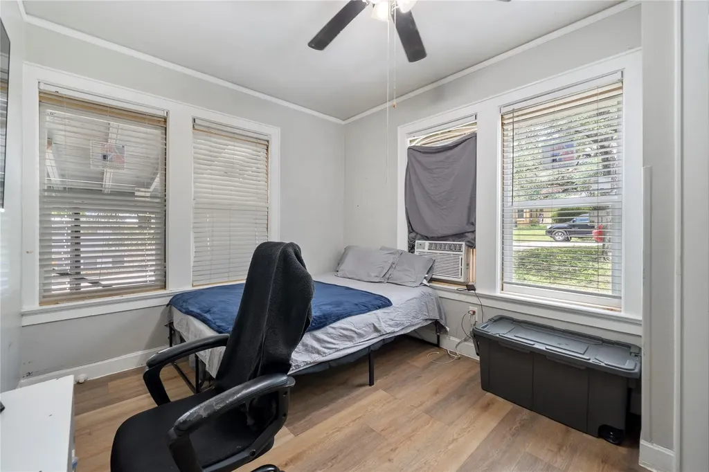 201 W 31st Street Austin TX 78705